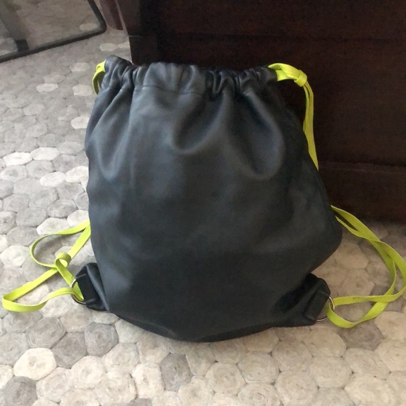 Alexander Wang Neon Strap Gym Sack in Green leather - Picture 8 of 13